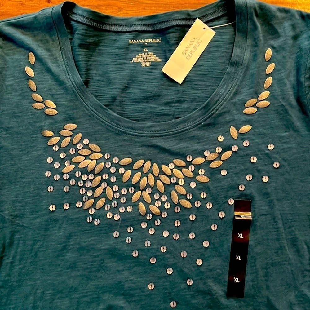 Banana Republic shirt - Picture 2 of 2